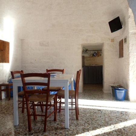 Il Piccolo Trullo Guest House Cisternino Exterior foto